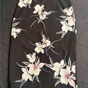 Dynamite Floral Black Pencil Skirt Size Small